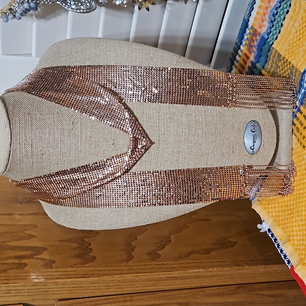 Off Park Rose tone mesh shawl